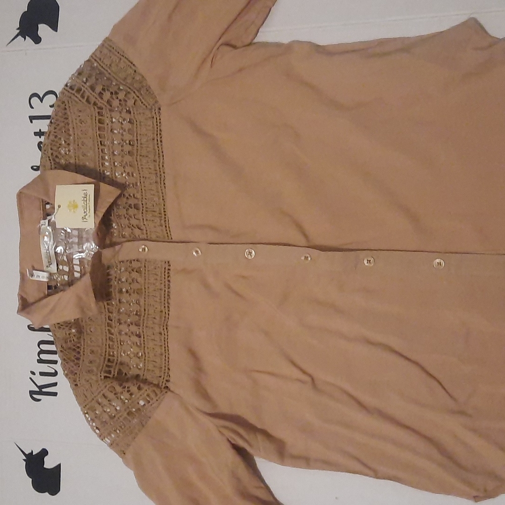 NWT Women's Button Up Blouse size XL